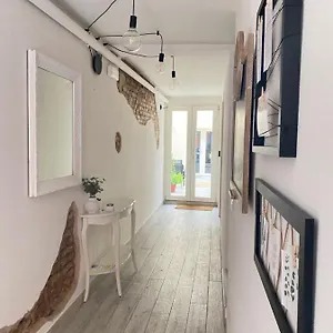 Maison Rebecca Carpi