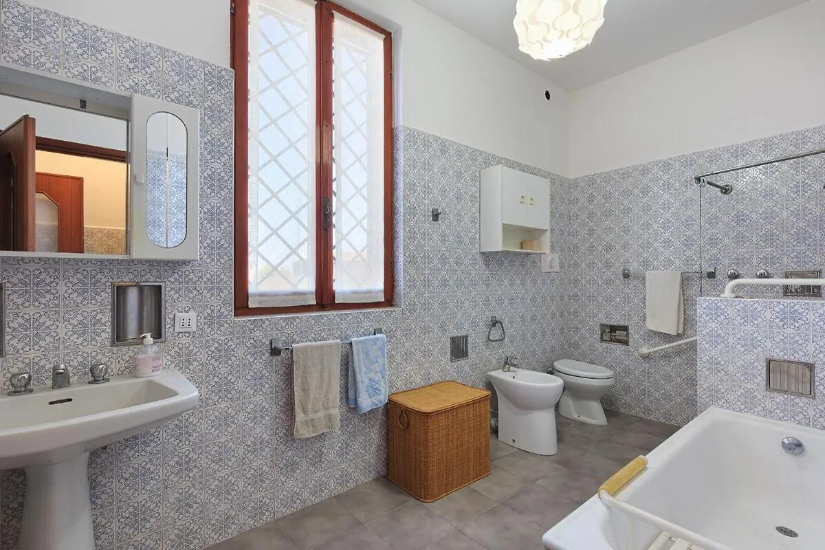 ホテル Locanda Da Romano Cadeo